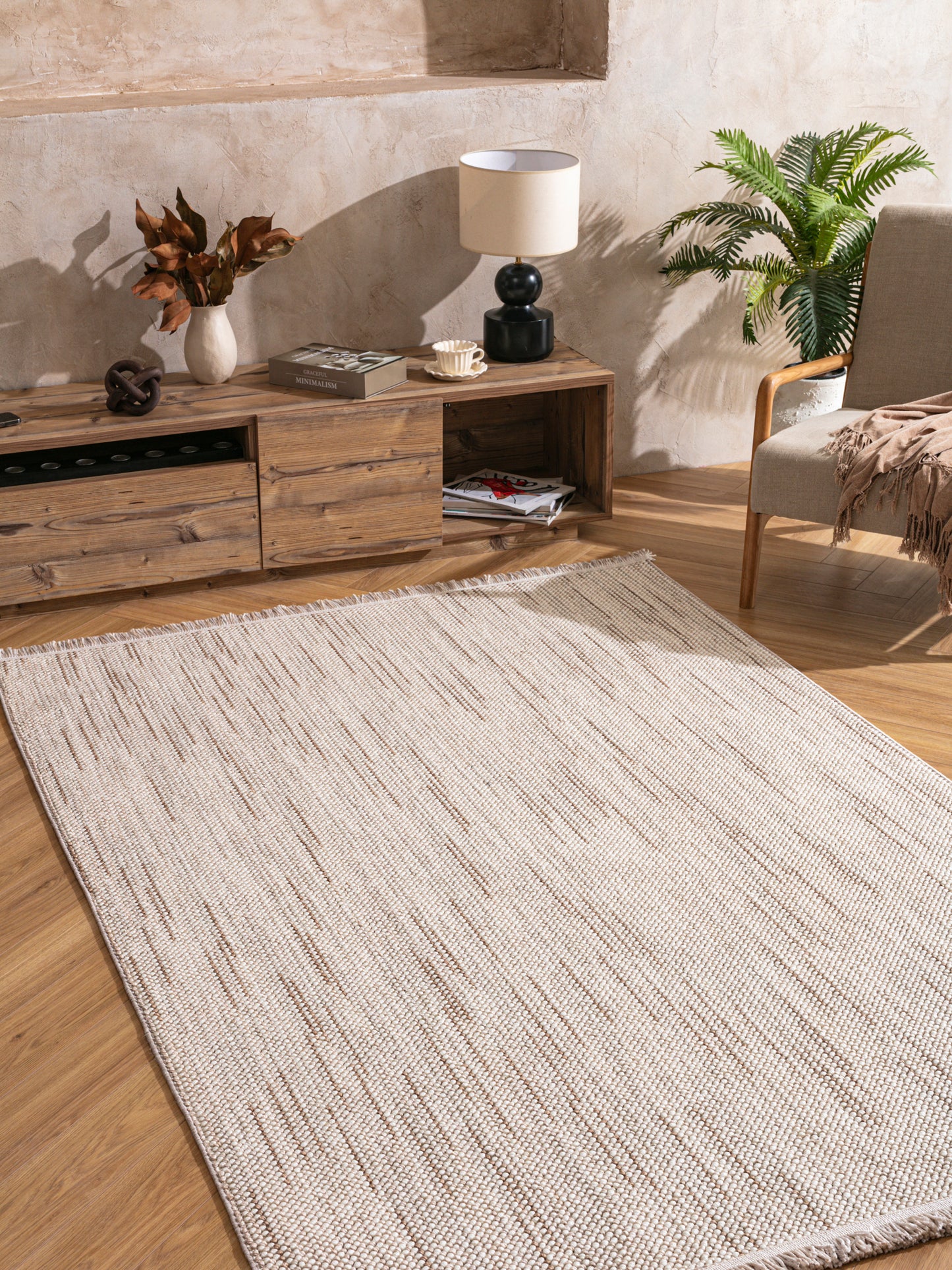 Point Flint är valet för dig som söker ett nedtonat men elegant uttryck i din inredning.