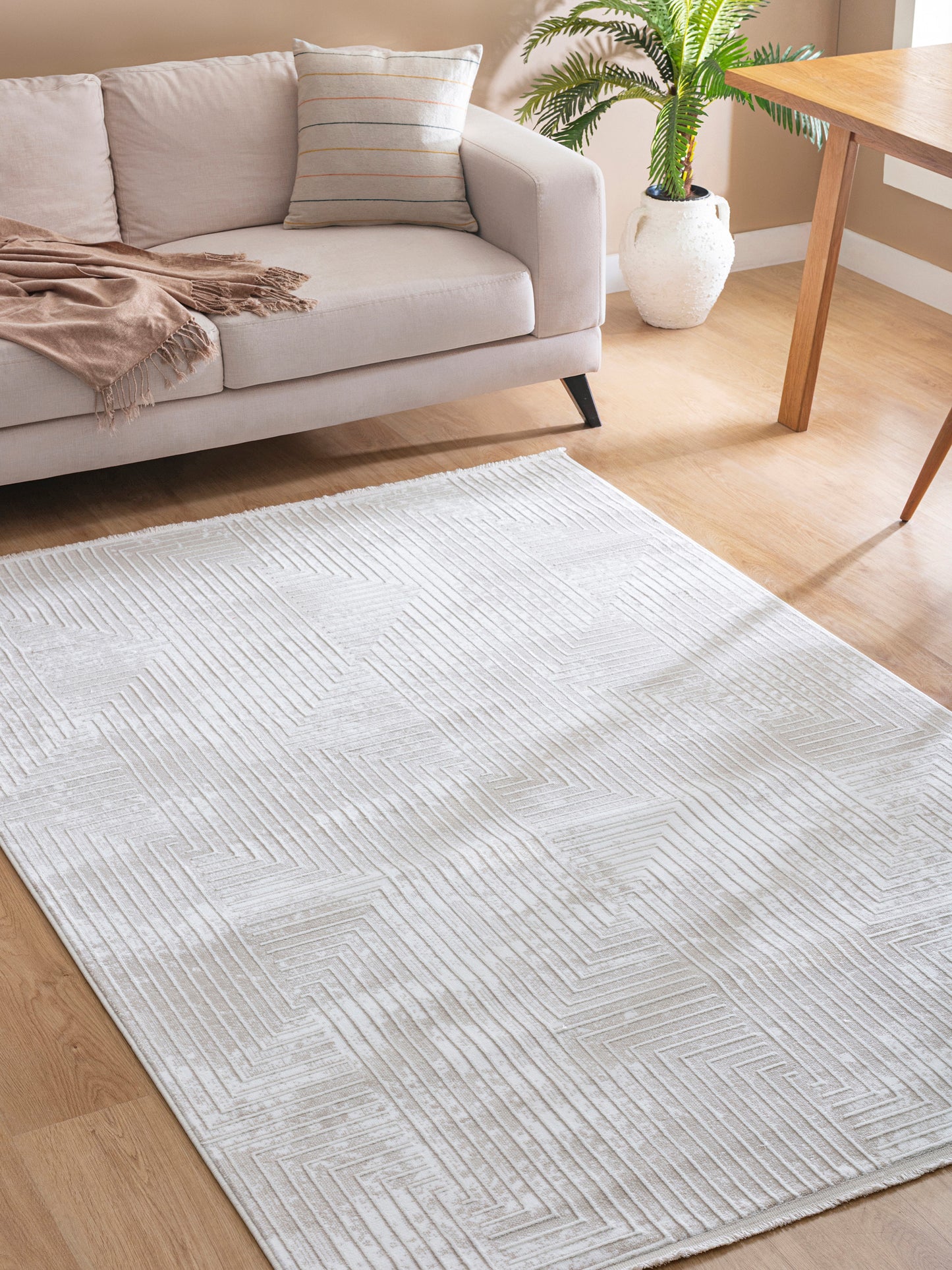 Astra BeigeLabyrint – Tidlös geometri i mjuka toner