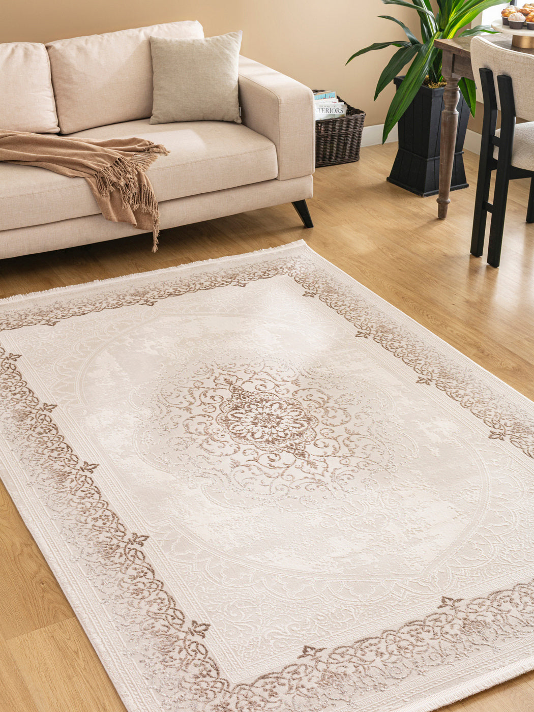 Bloom Champagneblom – Ljus elegans i mjuka champagnefärgade nyanser