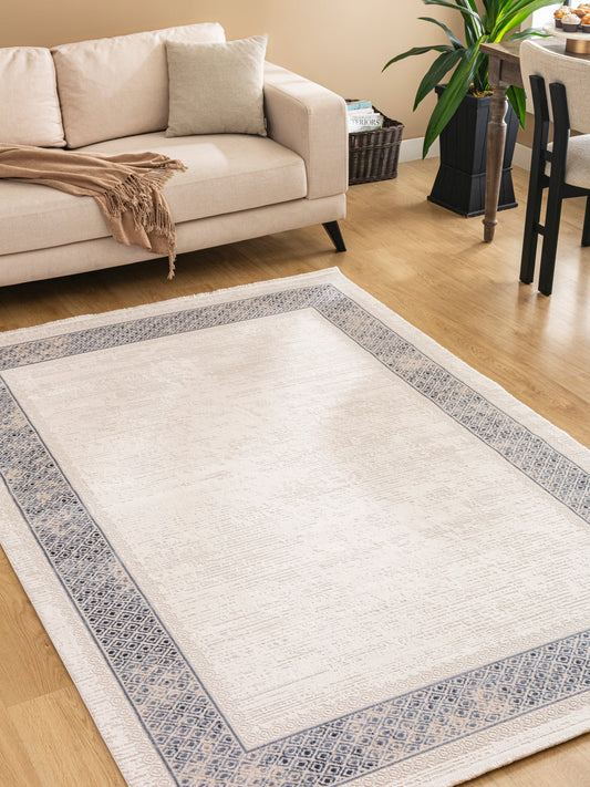 Bloom Frostkant – Elegant balans mellan kallt blått och varm neutral bas