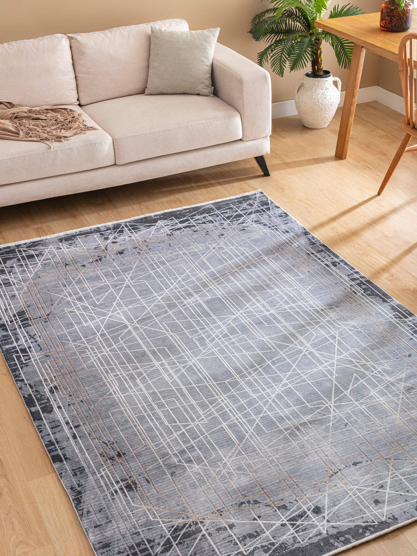 Renaissance LinjeTorn – Arkitektonisk elegans i rörelse