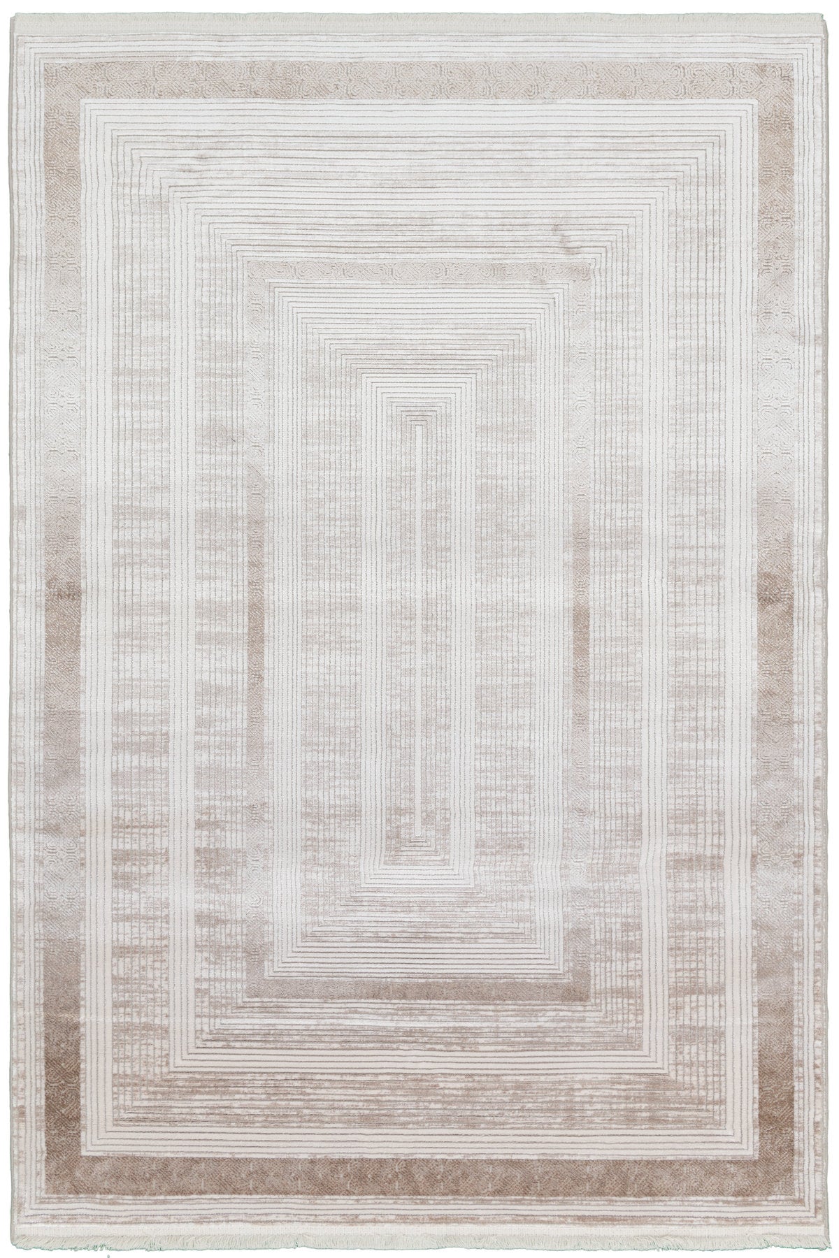 Nazenin SandEcho – Stillhet i mjuka sandtoner