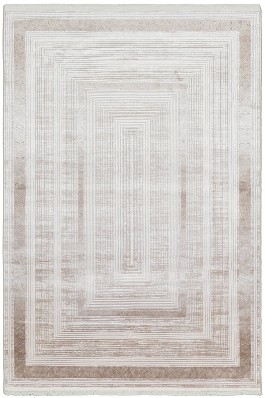 Nazenin SandEcho – Stillhet i mjuka sandtoner