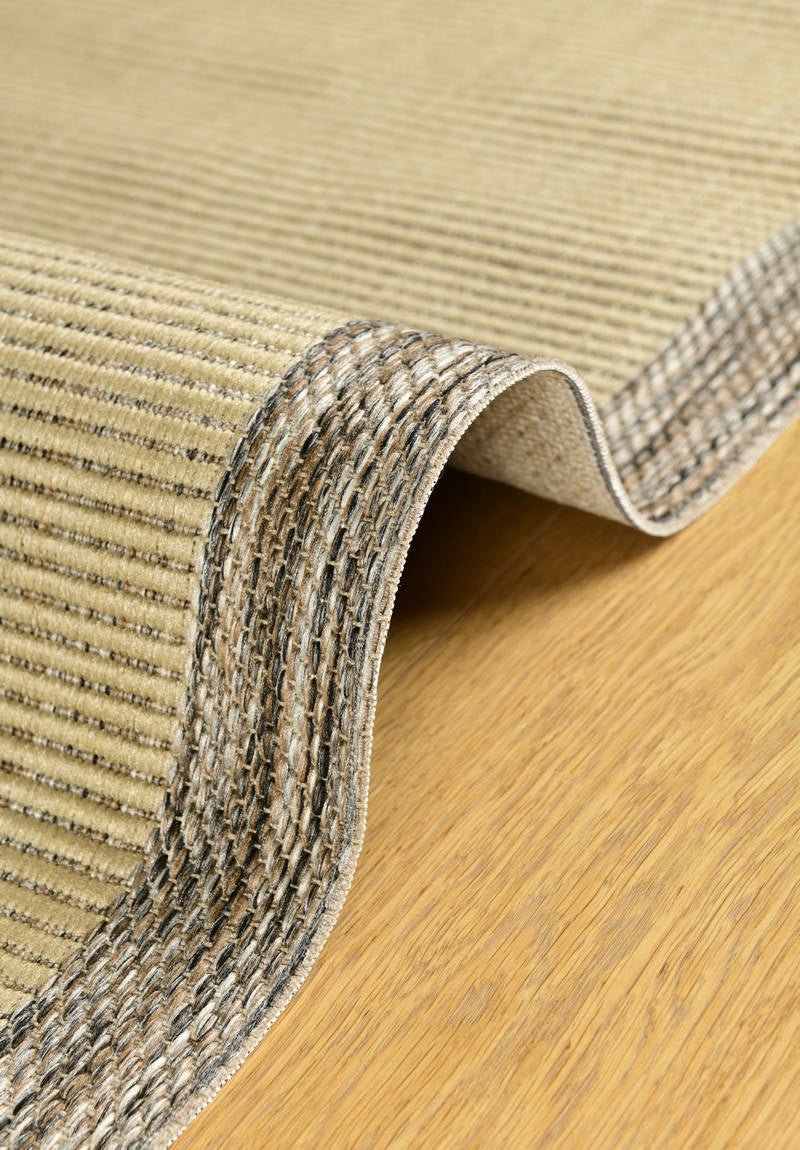 Asia Sand – Stilren Vävd Matta i Beige Toner med Kontrastkant i Naturbrunt