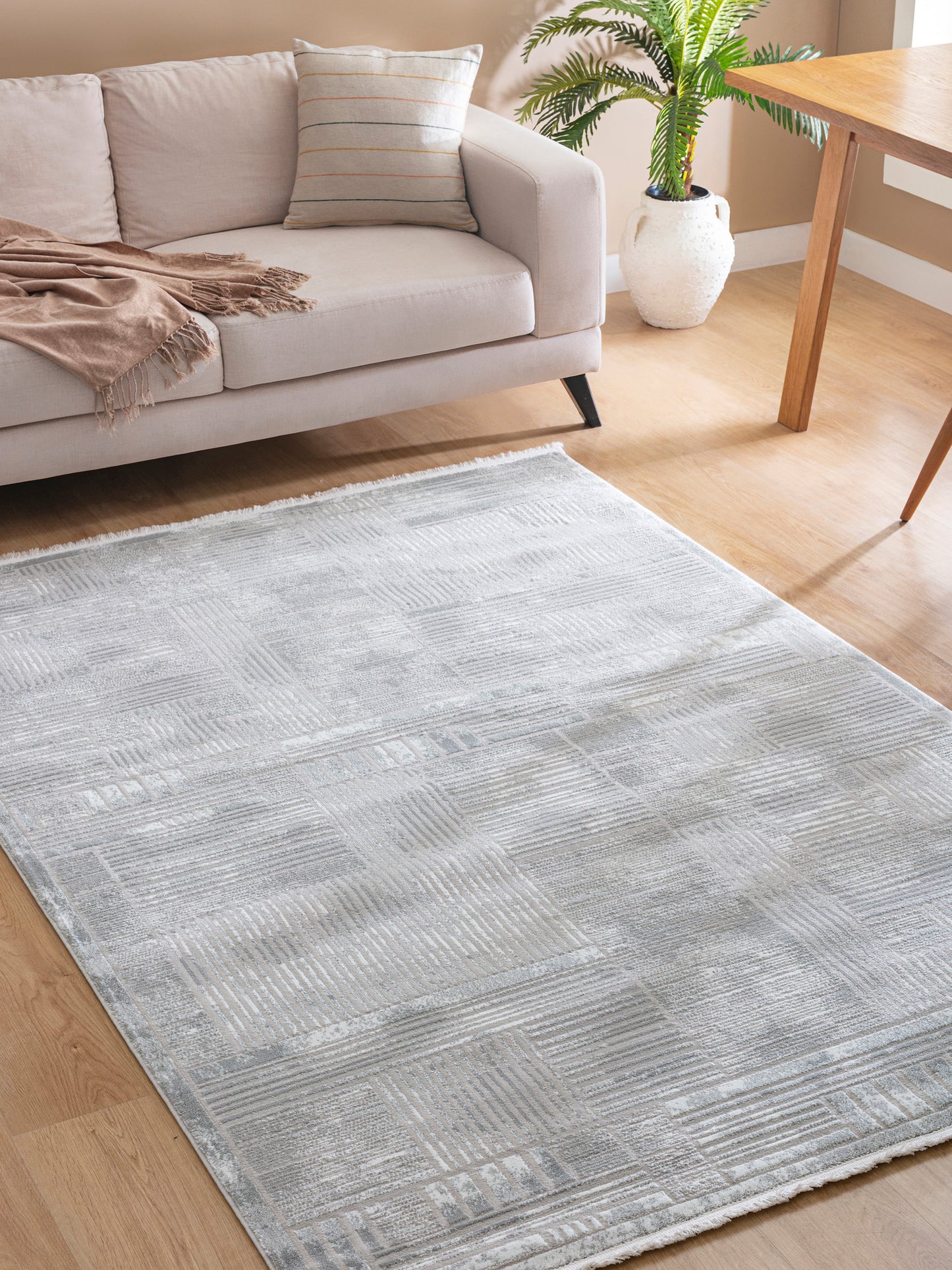 Astra LinjeGrå – Grafisk precision i dimgrå nyanser