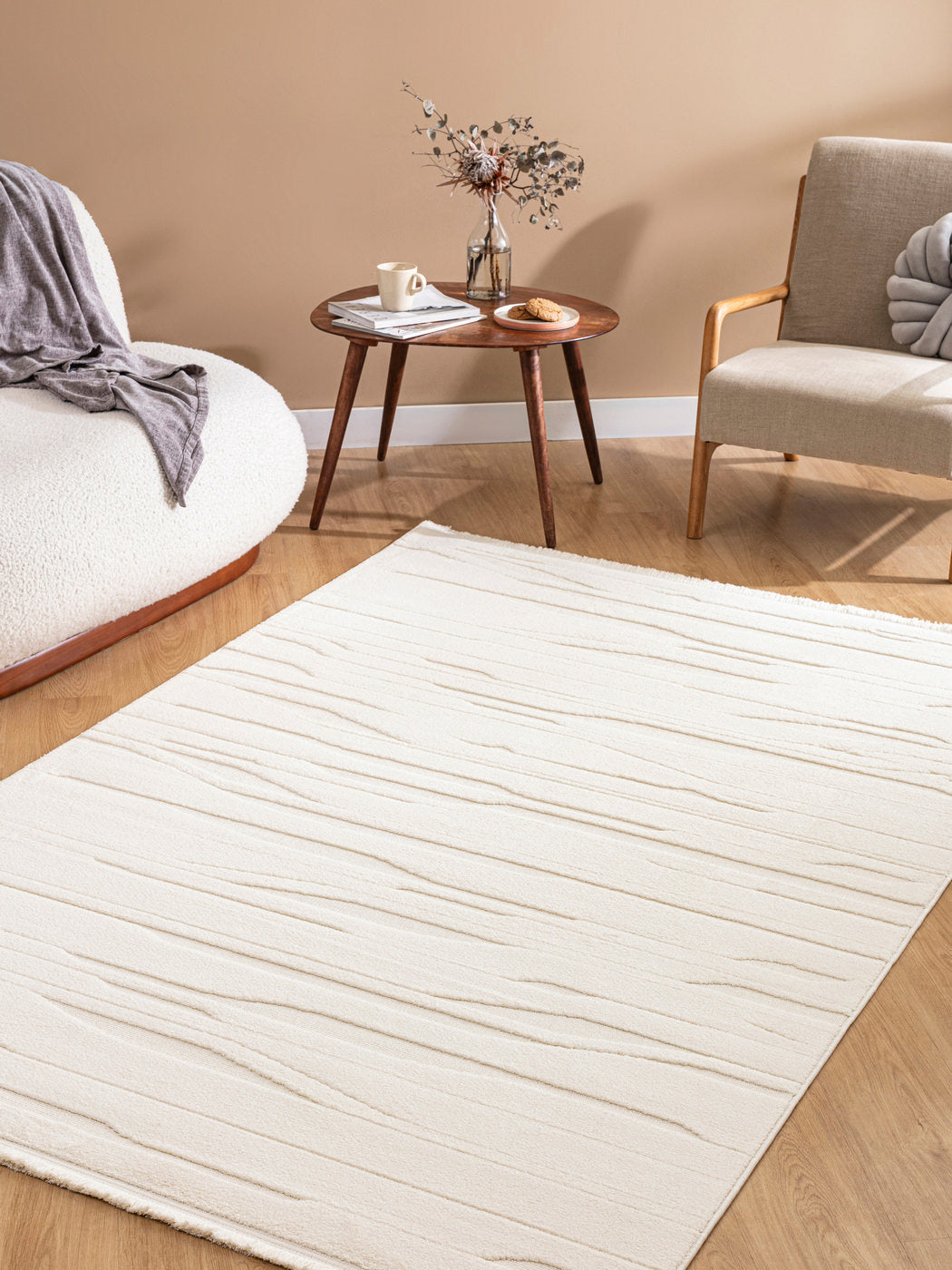 Izaka Nomad – Tidlös mjukhet i enfärgad elegans