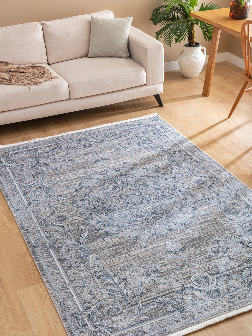 Thema Skymönster – Ett harmoniskt djup i naturliga gråtoner