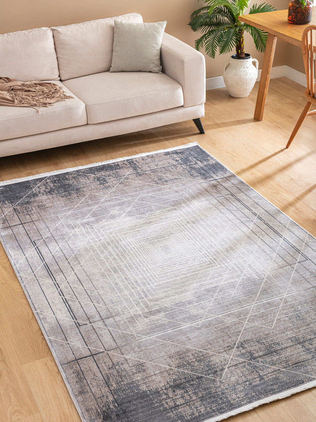 Thema Solsken – En varm och ljus matta med naturlig elegans