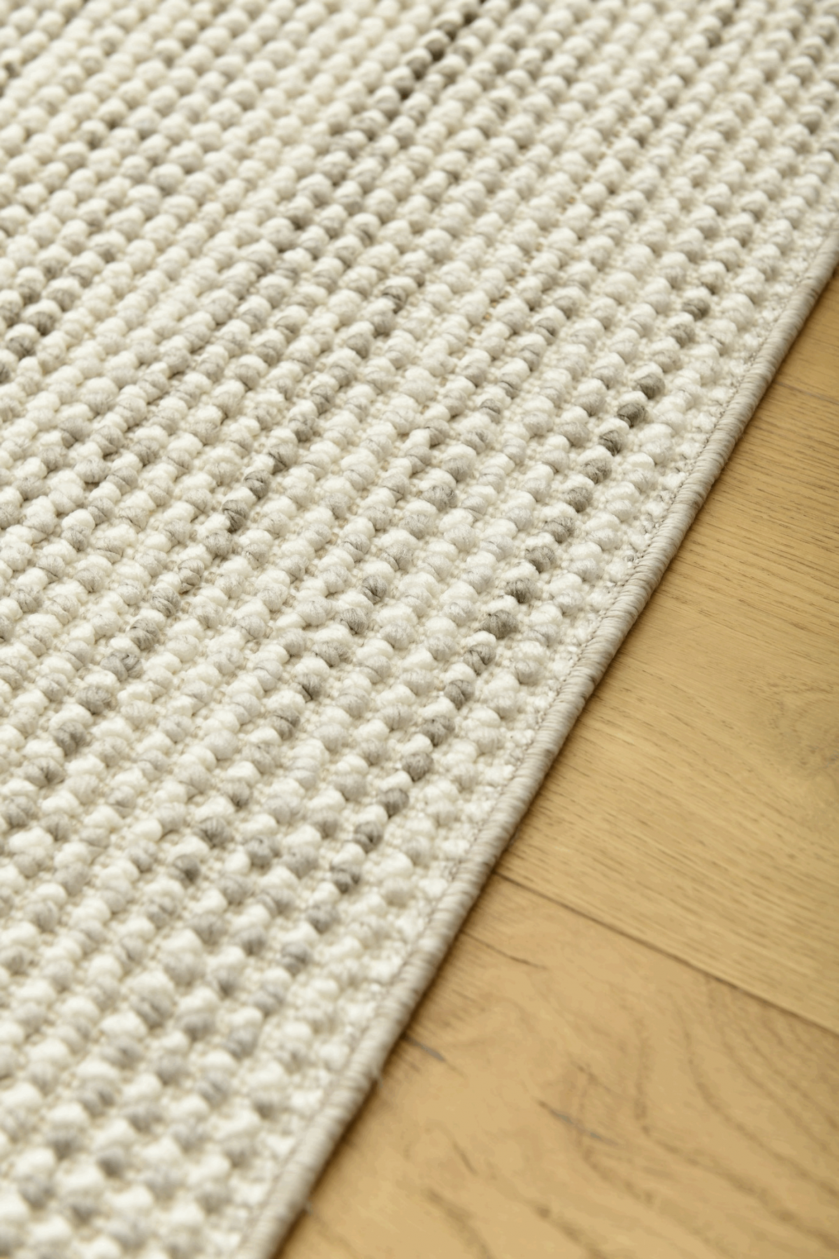 Point Smoke kombinerar vardaglig funktion med diskret elegans