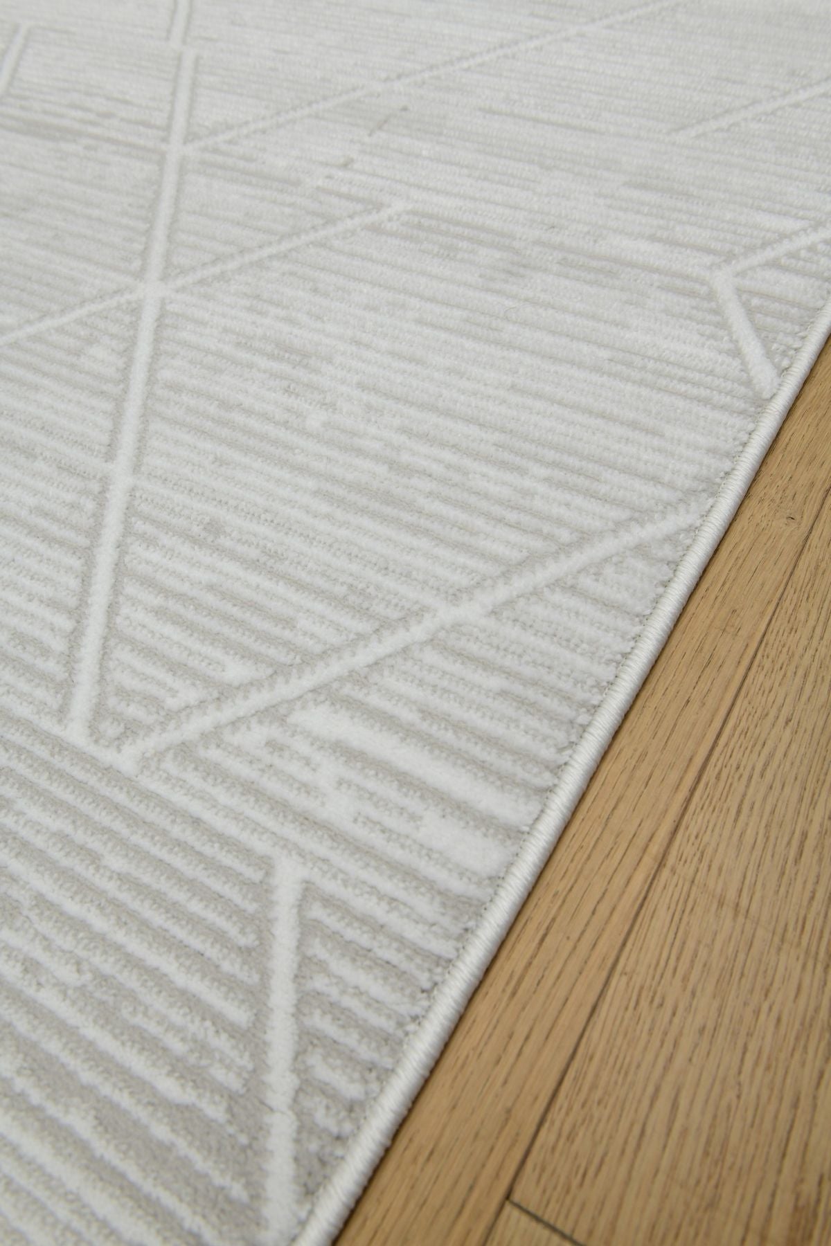 Astra GeoLjus – Geometrisk elegans i modern ton