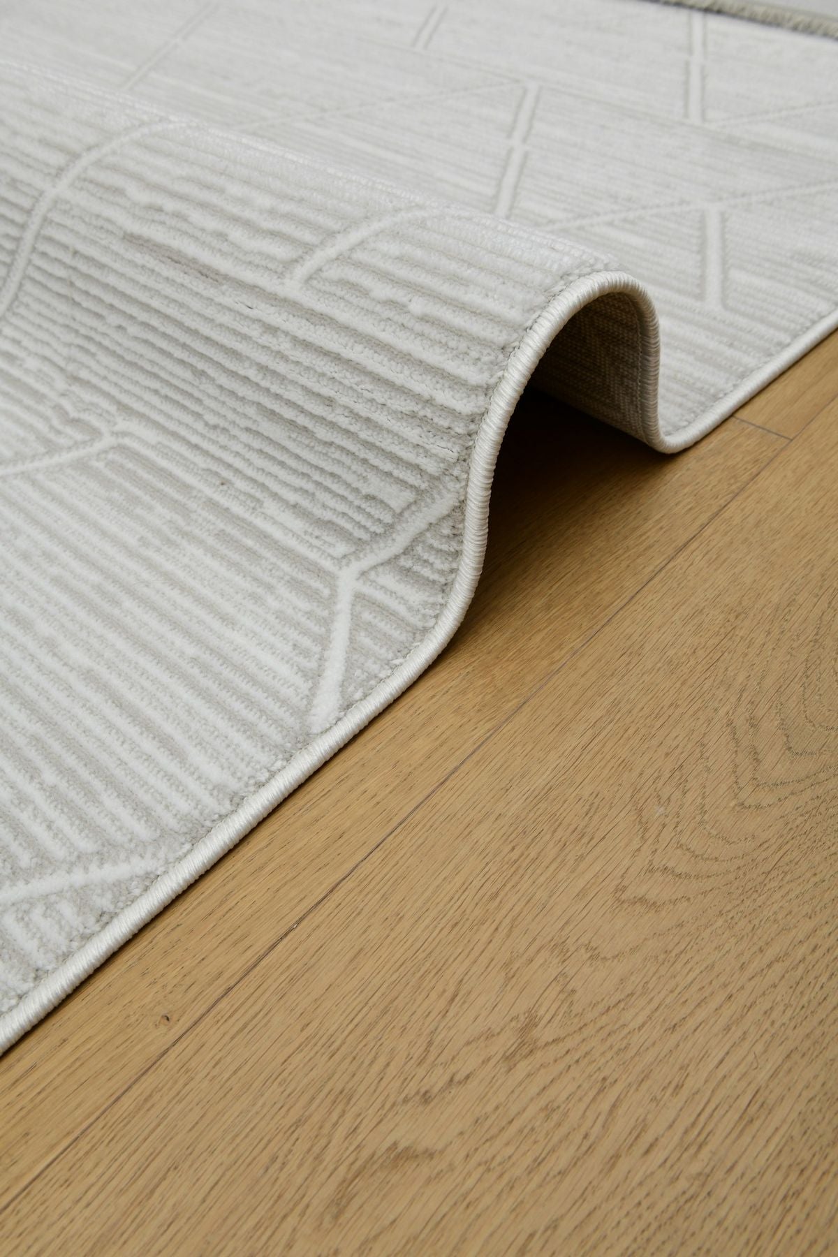 Astra GeoLjus – Geometrisk elegans i modern ton