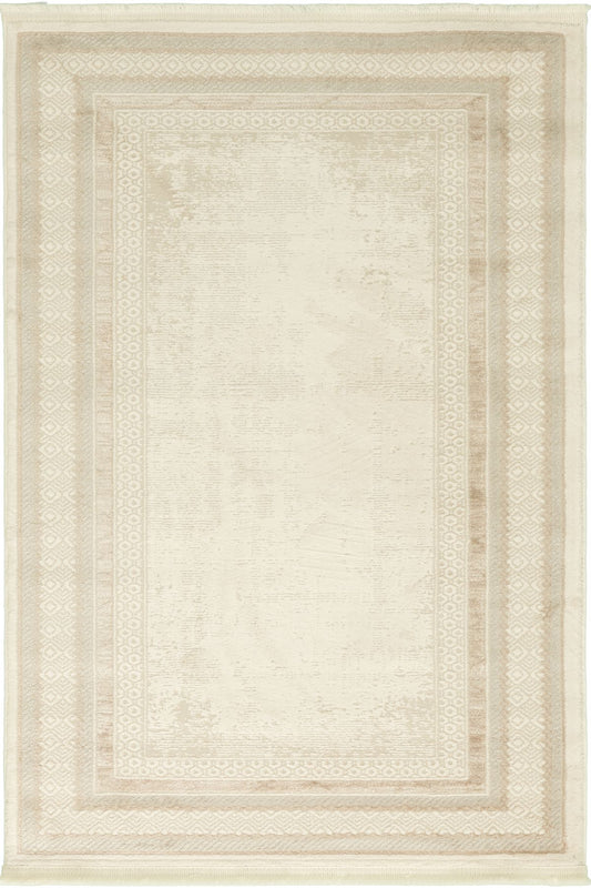 Bloom Sandro – En varm och tidlös elegans i beige och ljusa nyanser