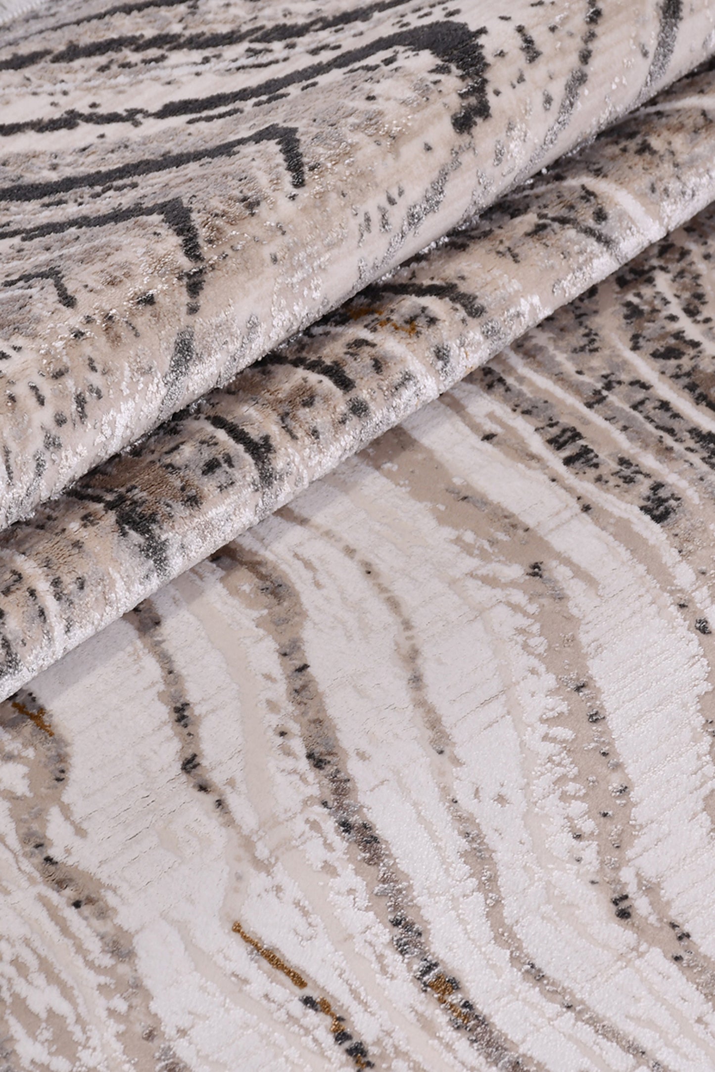 Cristal FlödeBeige – Naturens rörelse fångad i textil