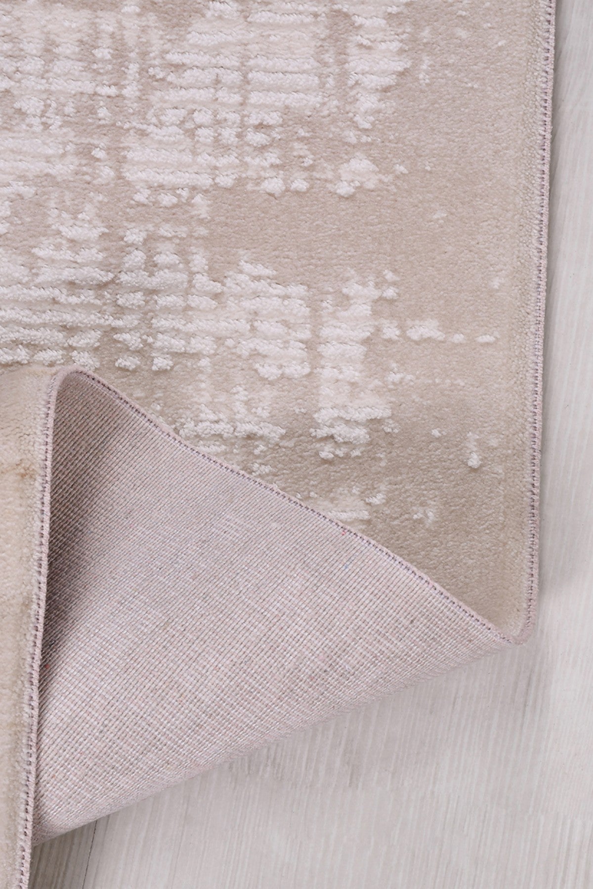 Eyfel Isblå – Tidlös ro i dämpade blåtoner