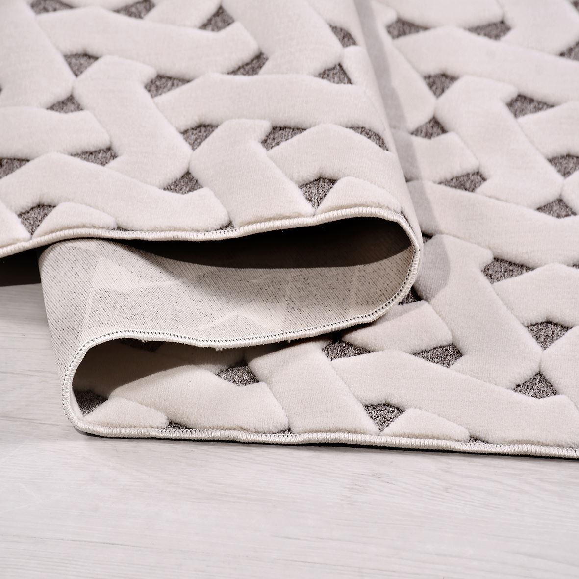 Happy Grace – Nordisk Rytm i Grafiska Mönster