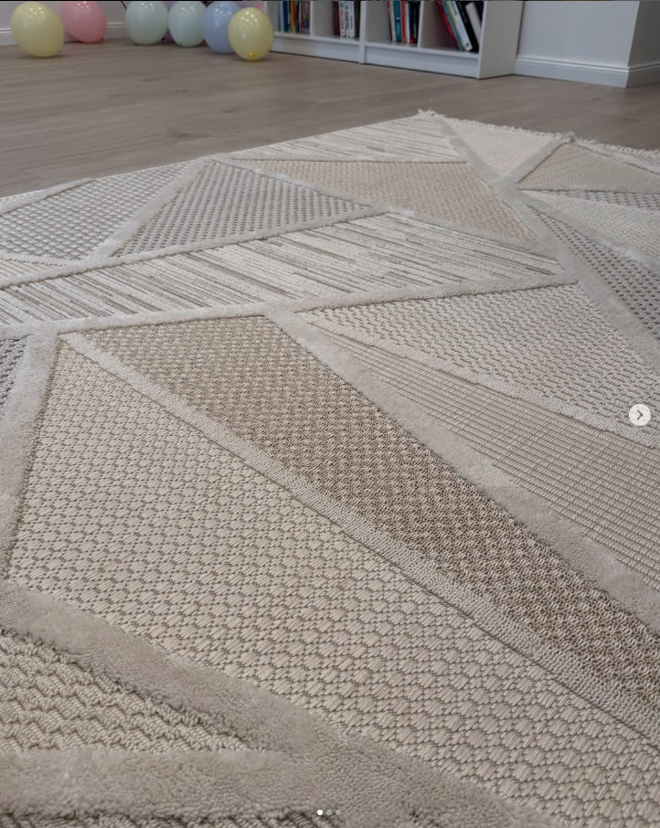 Izmir Dune – Modern struktur i naturliga toner