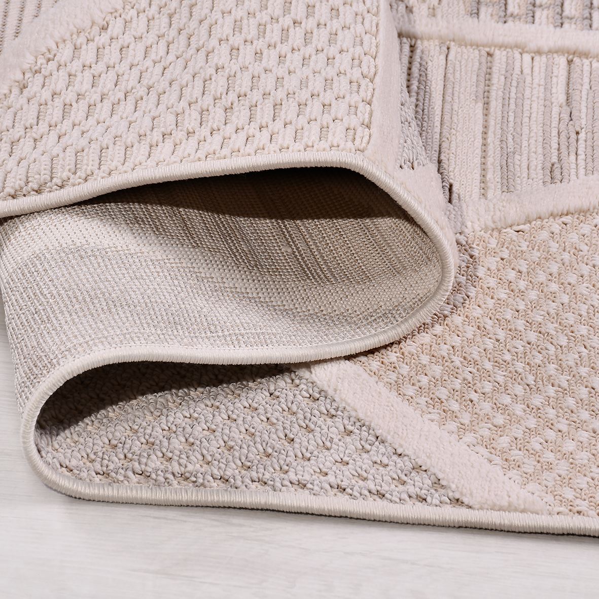 Izmir Dune – Modern struktur i naturliga toner