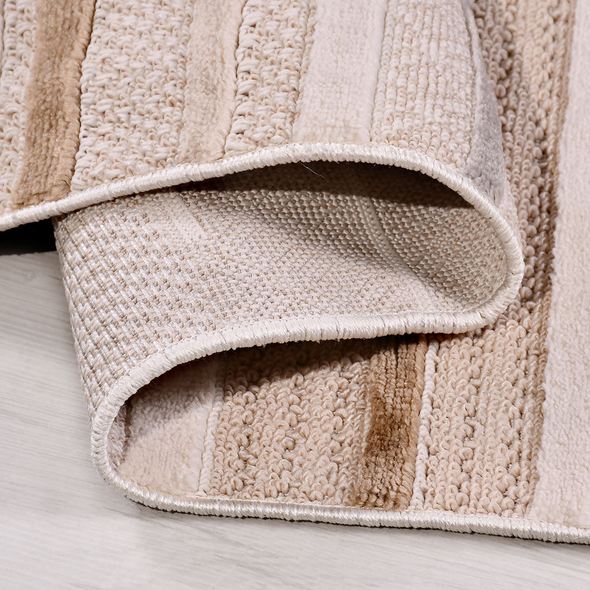 Izmir Siena – Kontraster i rörelse – modern elegans