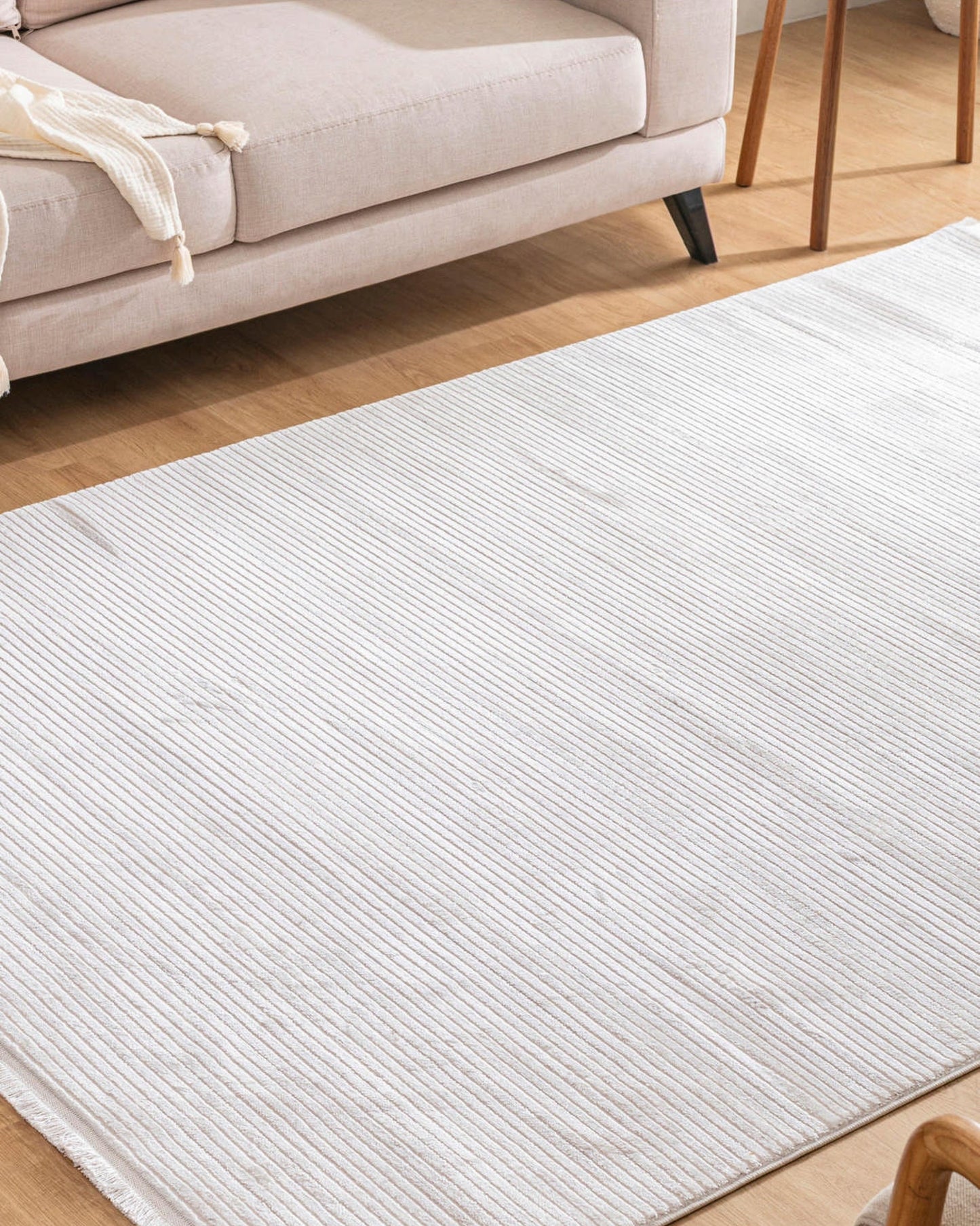 Juliet Ribbstruktur – Ren minimalism i linjär perfektion