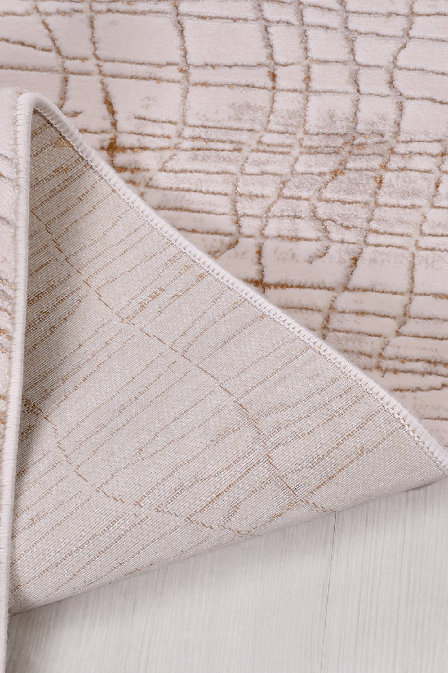 Ortaköy SandLinjär – Naturinspirerade linjer i varm sandton