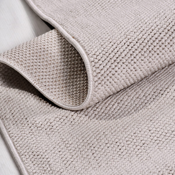 Selanik Nova – Handvävd Skandinavisk Matta med Fransar och Stilren Känsla