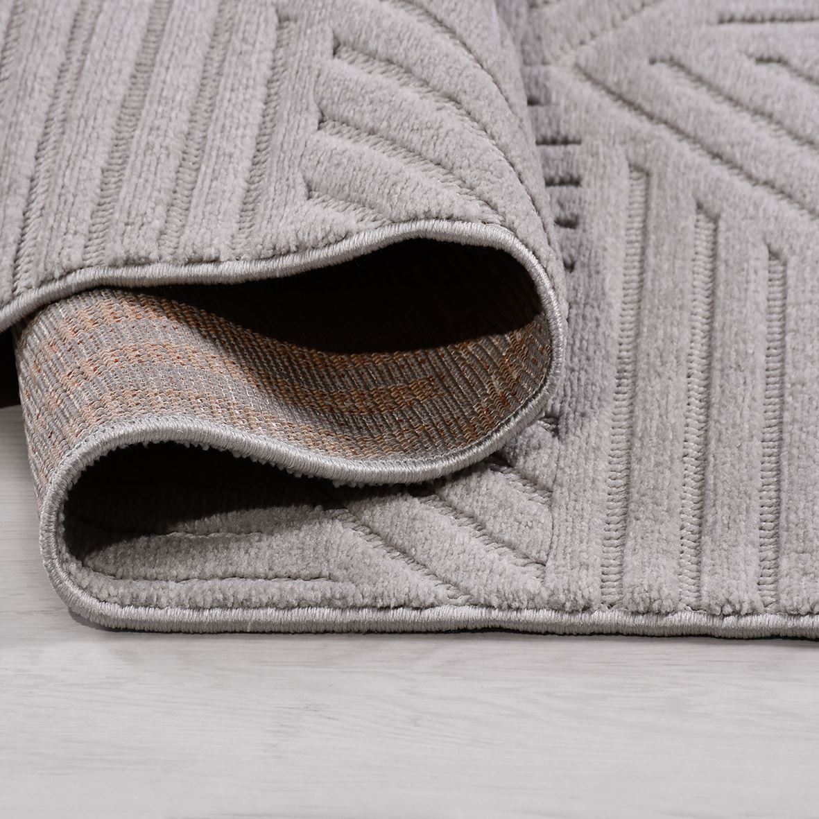 Tokyo Grafit – Dammfri Matta med Geometrisk Textur och Elegant Lyster